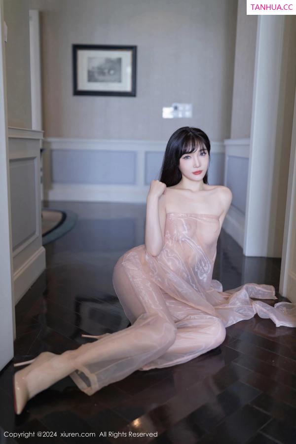 陆萱萱  [XiuRen]高清写真图 2024.05.09 No.8509 陆萱萱 美腿性感第22张图片